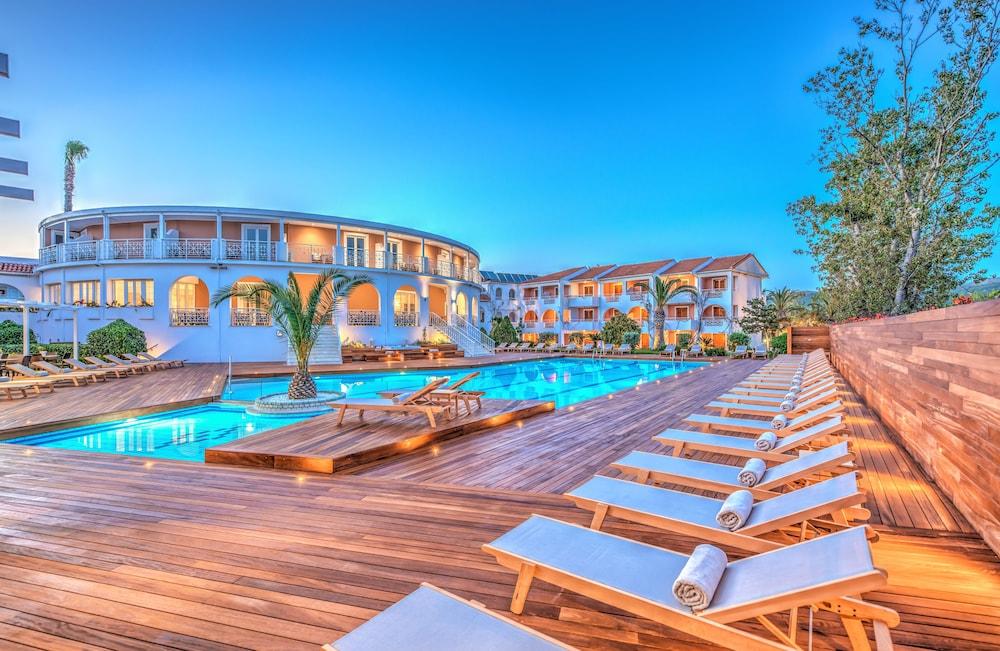 Kalamákion Bitzaro Palace Hotel מראה חיצוני תמונה