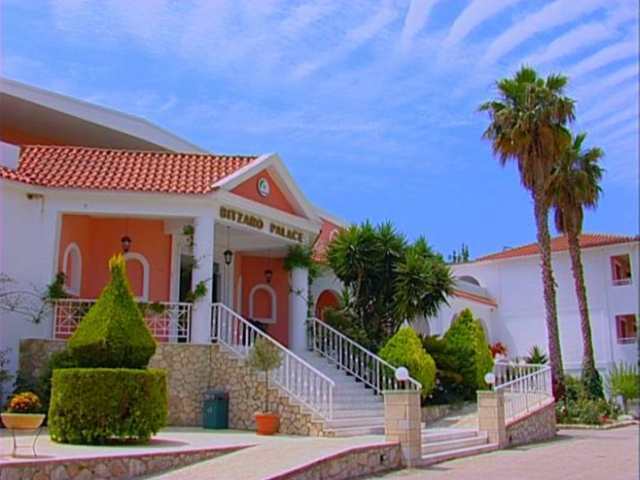Kalamákion Bitzaro Palace Hotel מראה חיצוני תמונה